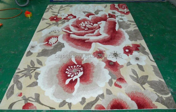 Handgefertigter orientalischer Teppich aus Tuftwolle in Schleifhaufen mit anpassbarem Design und Farbe