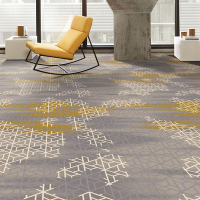 Rechteckiges Blumendesign Tufted Wool PP Material Nylon gedruckter Teppich für Lobbybereich