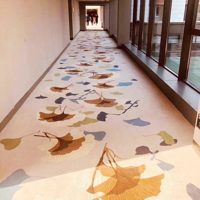 Hotel Custom Druck Teppichrolle mit mittlerem Stapel und Jute-Hintergrund