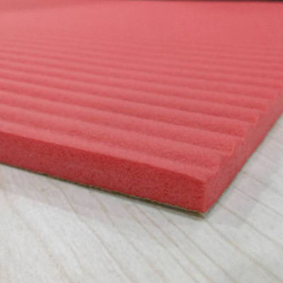 Verbessern Sie Ihren Boden mit 0,8 mm-1 mm dicken schalldichten Teppichpolstern und modernem Stil