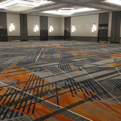 Medium-Pile Nylon-gedruckte Hotelteppiche für maßgeschneiderte Korridore und Wand-zu-Wand-Böden