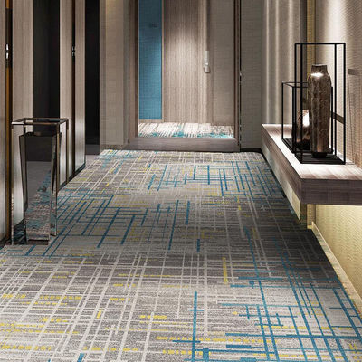 Hotelraumteppich 100% Nylon-Druck-Slip-Loop-Pile Gewebte Technik für den Flur