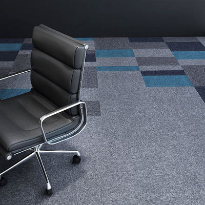 50x50 Commercial Wall Carpet Fliesen mit angepasster Farbe und rutschfeste PVC-Hintergrund