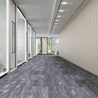 Büroflächenlösung 25 x 100 Teppichfliesen mit rutschfreiem Rücken und mittlerem Pfahldesign