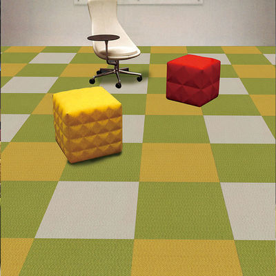 High Quality Teppich Nylon PP Gewerbliche Teppichfliesen für individuelle Dekoration Hotelzimmer