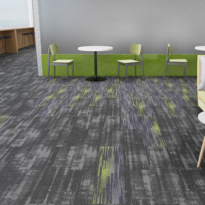 Büro moderner Stil 100% Resilya Nylon quadratische Linearität abnehmbaren Boden Teppich 50x50