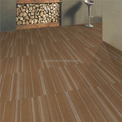 500mm*500mm PP Modular Carpet Tile PVC Backing Machine Made Teppich für das Schlafzimmer
