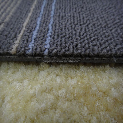 500mm*500mm PP Modular Carpet Tile PVC Backing Machine Made Teppich für das Schlafzimmer