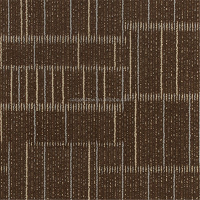 460 g/m2 Stapelgewicht 100% PP Streifen Design Teppichfliese für Büro-Hotelprojekte