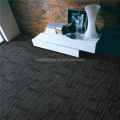 50x50cm gut verweilungsbeständige Polypropylen-Teppichfliesen mit PVC-Hintergrund