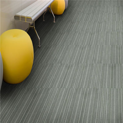 50x50cm PP Schleife Pile Teppichfliese für Büro Hotel Zuhause Schlafzimmer Fußböden im Streifenmuster