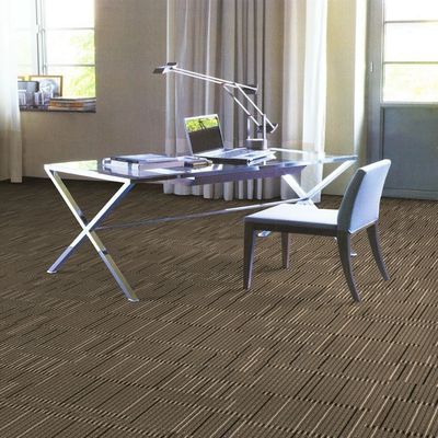 Waschbares 50x50cm PP Konferenzzimmer Gewerbliche Teppichfliesen mit Stapelgewicht 520g/m2