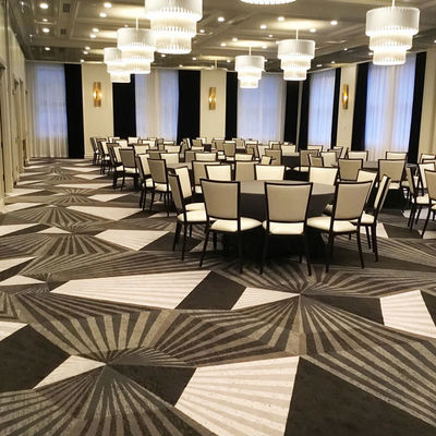 Rechteck Schwarz-Weiß Hotel Axminster Maschinengefertigte Teppiche Nylon-Druck Stock Moquette Wand-zu-Wand Teppiche