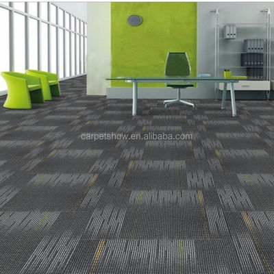 100*100cm Nylon Modular Office Teppichfliesen mit 4,5 mm Pfahlhöhe für Gewerbeflächen