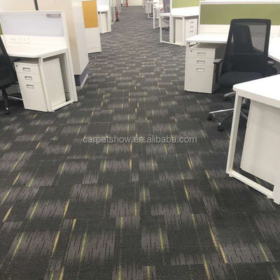 100*100cm Nylon Modular Office Teppichfliesen mit 4,5 mm Pfahlhöhe für Gewerbeflächen