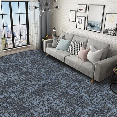 Jacquard Loop Pile Kino Korridor Teppich mit 5,5 mm Pfahlhöhe und 950 g/m2 Pfahlgewicht