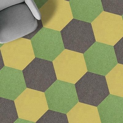 Hexagon Commercial 100% SD Nylon Teppichfliesen Fußboden Teppichmaschine für Langlebigkeit Tufted