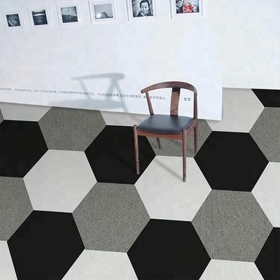 Hexagon Commercial 100% SD Nylon Teppichfliesen Fußboden Teppichmaschine für Langlebigkeit Tufted