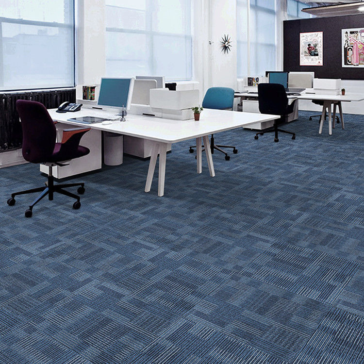 Quadratische Schleife PVC Teppichfliesen für Büro und Zuhause 100%Polypropylen Material