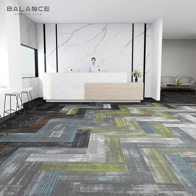 Moderne gestreifte Design-Büroteppichte mit PVC-Hintergrund und 100% Resilya-Nylon