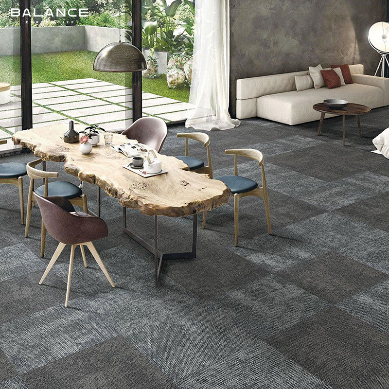 Maschinengemachte Mode-Büro-Zimmer einfache Nylon-/PP-Teppichfliesen für modernen Luxus